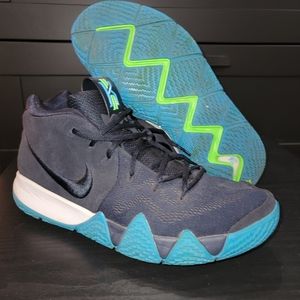 Nike Kyrie 4 Obsidian